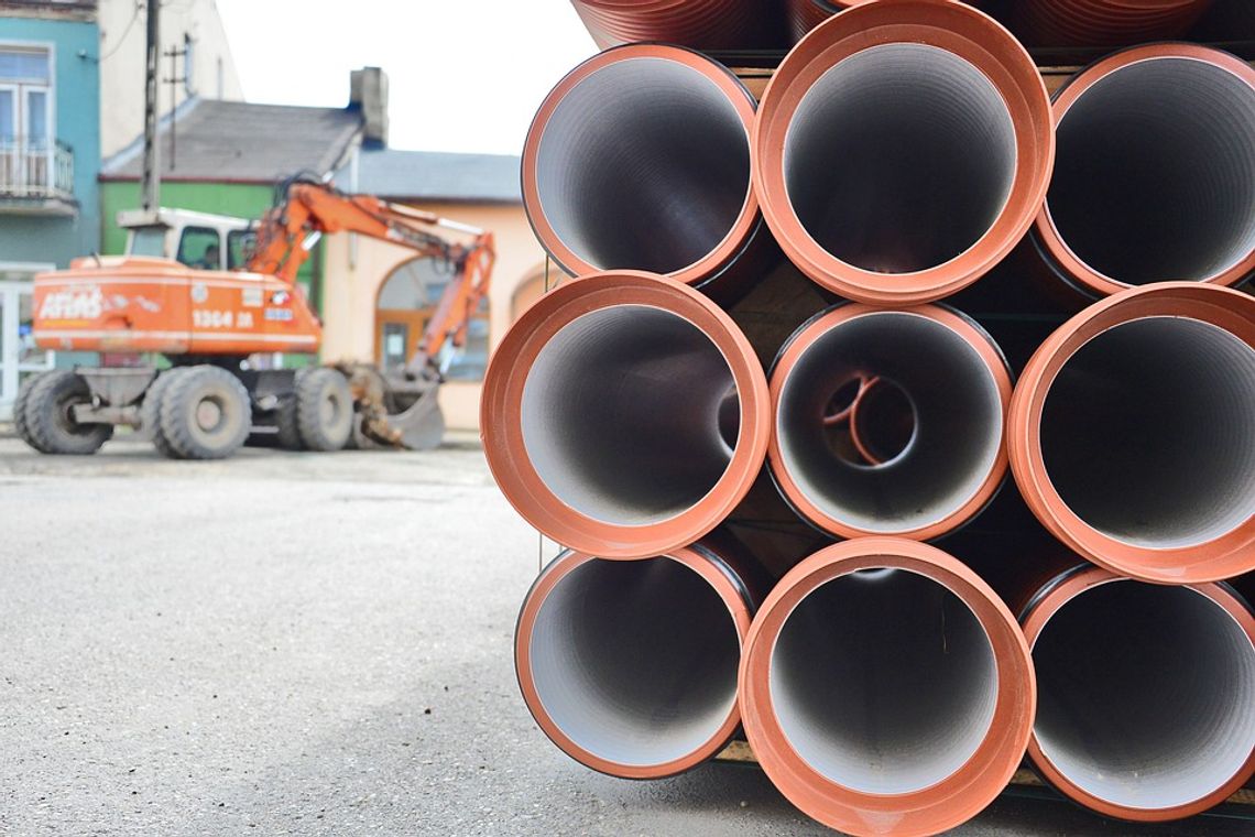 W Kielczy powstały prawie trzy kilometry nowych rur kanalizacyjnych W Kielczy powstały prawie trzy kilometry nowych rur kanalizacyjnych