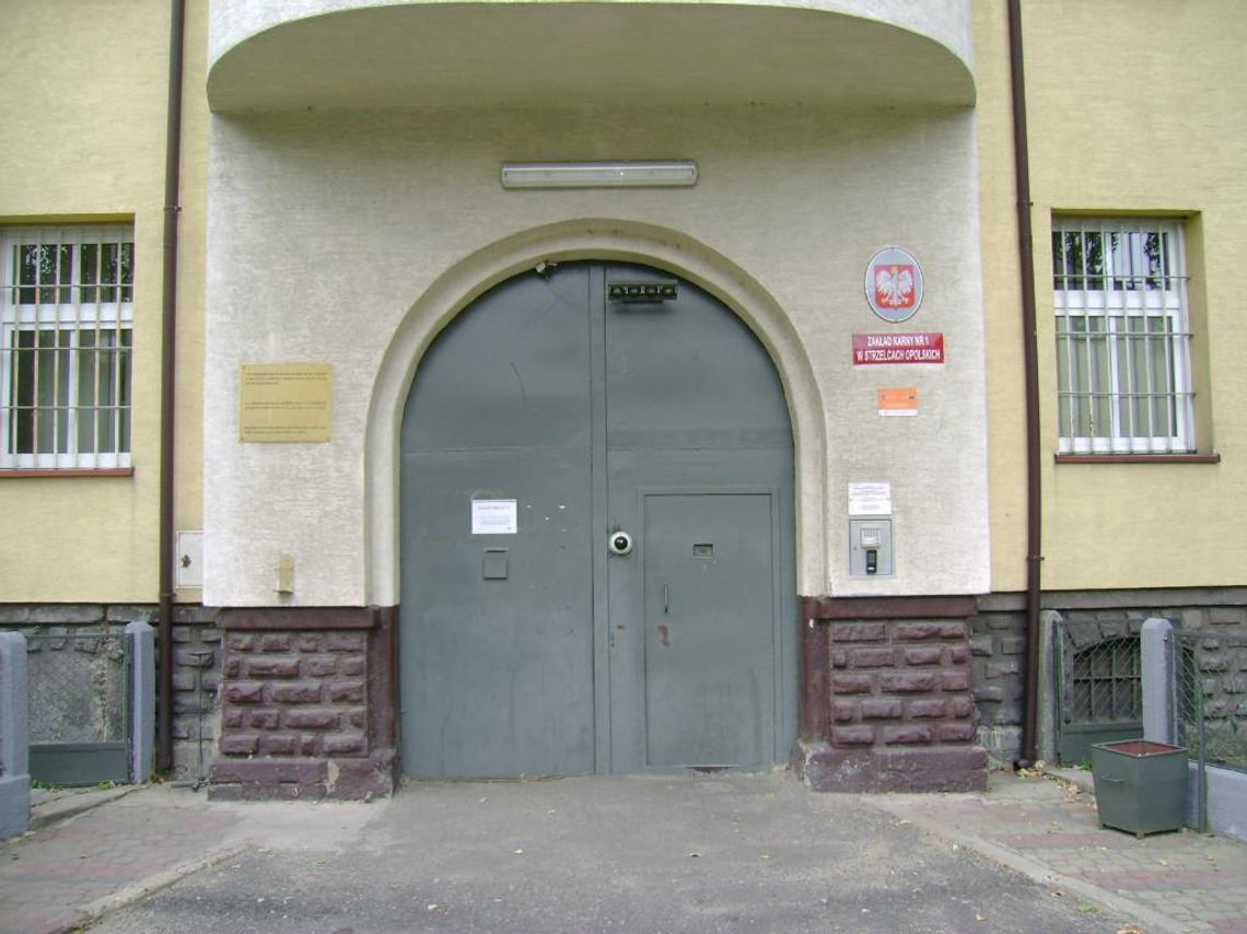 W Polsce w sobotę nie zawyją syreny alarmowe. To fake news W Polsce w sobotę nie zawyją syreny alarmowe. To fake news