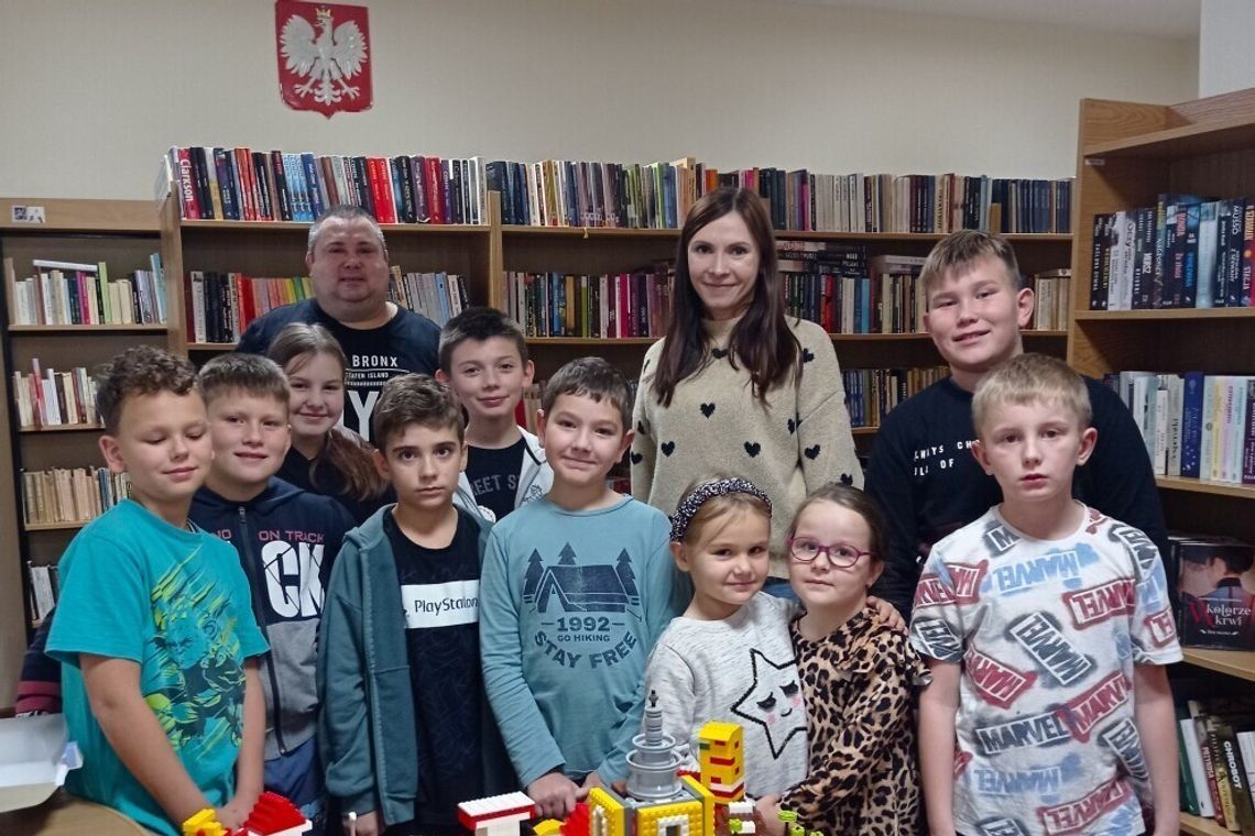 Warsztaty w Bibliotece Gminnej w Izbicku łączyły przyjemne z pożytecznym