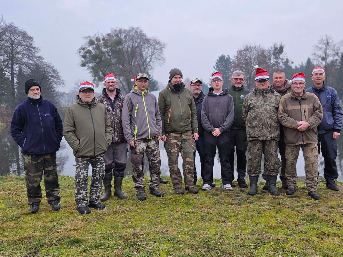 Wędkarze z Kolonowskiego wybrali nowe władze i uczcili mikołajki Wędkarze z Kolonowskiego wybrali nowe władze i uczcili mikołajki