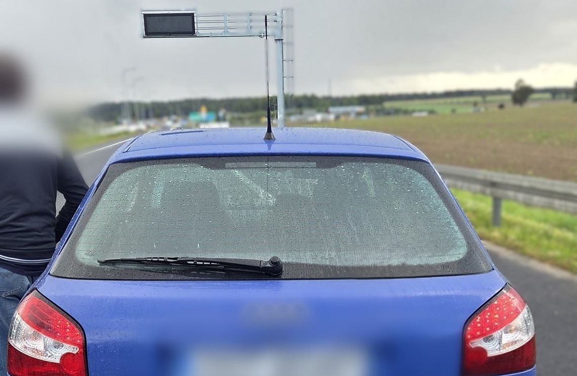 Wjechał na miejsce śmiertelnego wypadku. 60-latek był nietrzeźwy Wjechał na miejsce śmiertelnego wypadku. 60-latek był nietrzeźwy