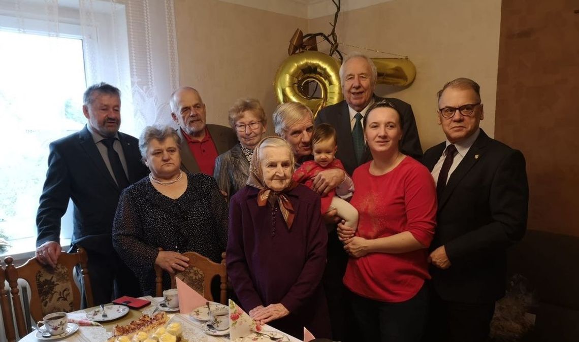 Wszystkiego najlepszego dla mieszkanki Rozmierzy. Pani Maria skończyła 95 lat