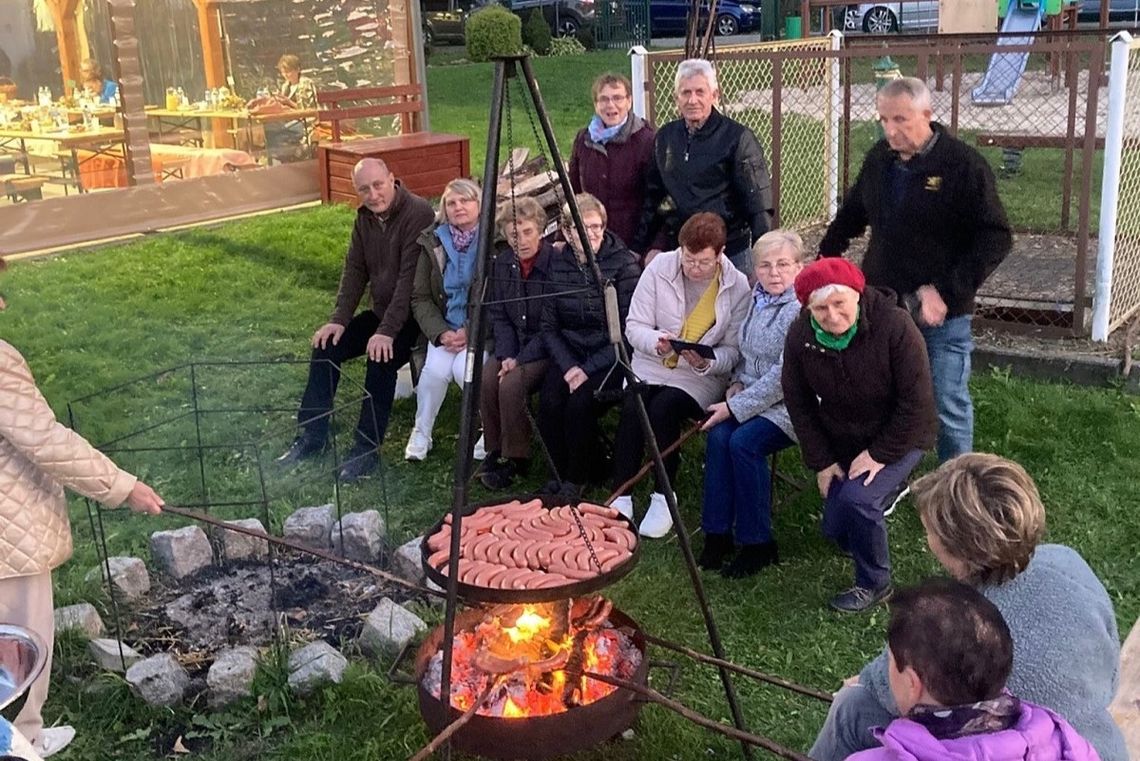 Emeryci z Wysokiej pożegnali lato. "Takie spotkania są potrzebne"