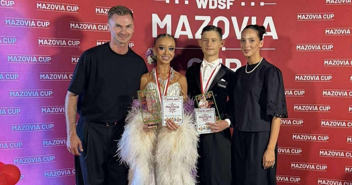 Nasi tancerze rywalizują w prestiżowym turnieju w Stuttgarcie Nasi tancerze rywalizują w prestiżowym turnieju w Stuttgarcie