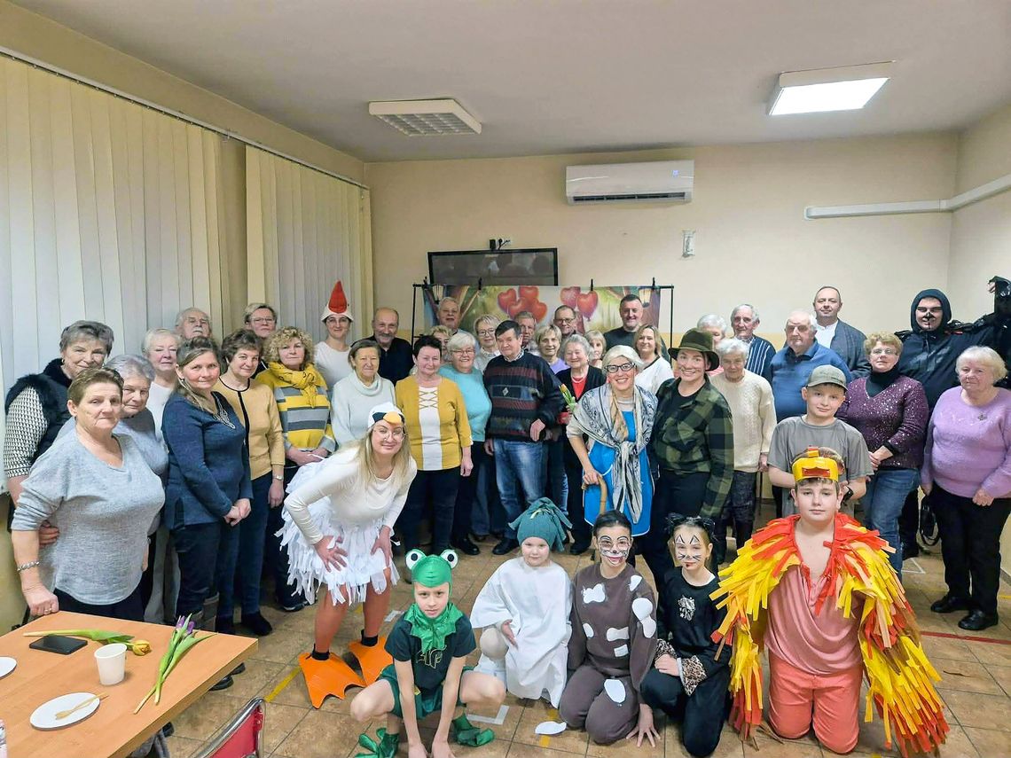 Wyjątkowe spotkanie w Staniszczach Wielkich. Świętowały babcie i dziadkowie