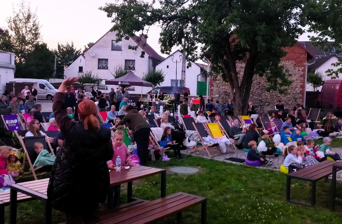Kino plenerowe w Jemielnicy. To był strzał w dziesiątkę