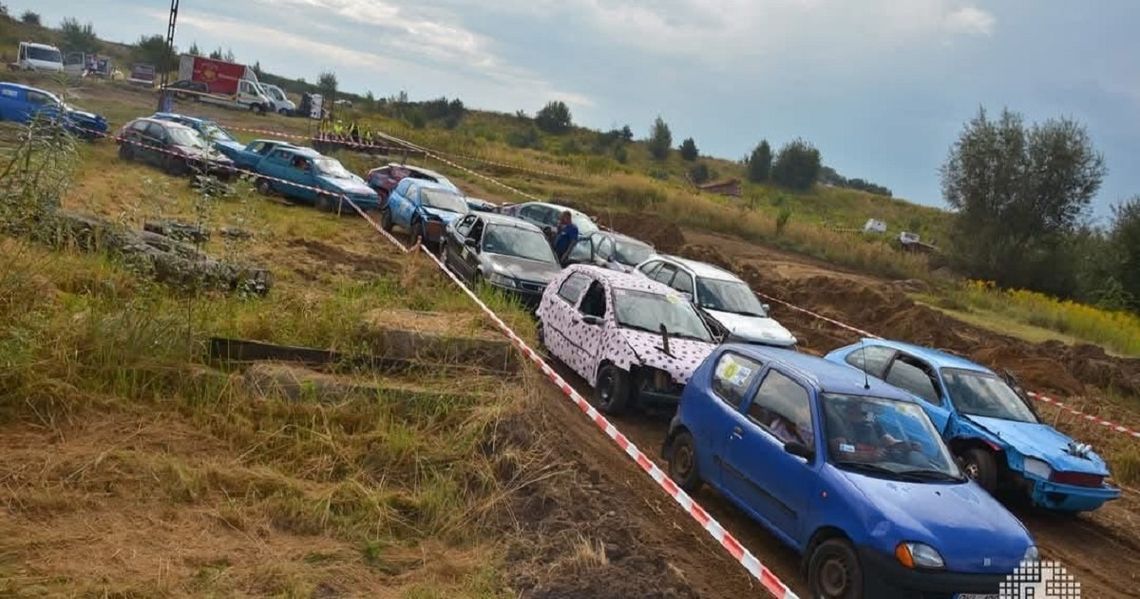 Wrak Race Chechło "Trzej Królowie". Nietypowy wyścig dla Dorotki z Grzeboszowic Wrak Race Chechło "Trzej Królowie". Nietypowy wyścig dla Dorotki z Grzeboszowic