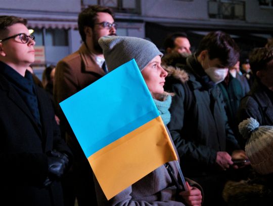 Protest przeciw napaści Rosji na Ukrainę w Opolu. Uczestnicy mieli łzy w oczach Protest przeciw napaści Rosji na Ukrainę w Opolu. Uczestnicy mieli łzy w oczach