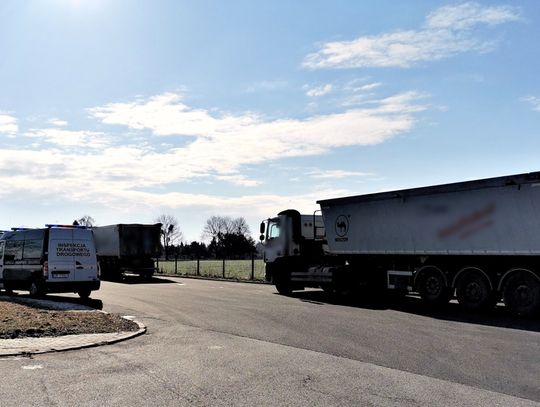 Auta bez dokumentów i w fatalnym stanie. Ich nie powinno być na drogach! Auta bez dokumentów i w fatalnym stanie. Ich nie powinno być na drogach!
