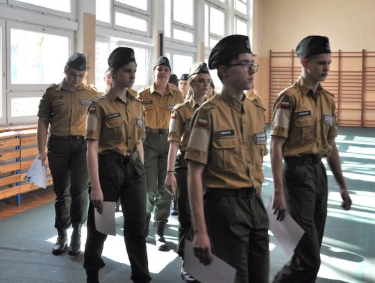 Ślubowanie klas mundurowych w CKZiU w Strzelcach Opolskich. Ślubowanie klas mundurowych w CKZiU w Strzelcach Opolskich.