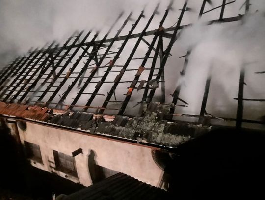 Pożar w Warmątowicach. Rodzina straciła główne źródło dochodu