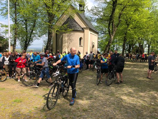 Około tysiąca rowerzystów pielgrzymowało na Górę św. Anny