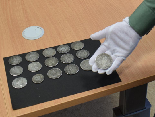 Carskie monety i pamiątkowy medal