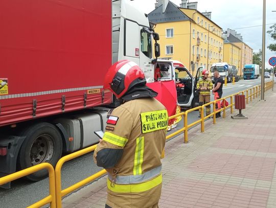 Śmiertelny wypadek w Strzelcach Opolskich. Senior zginął pod kołami ciężarówki