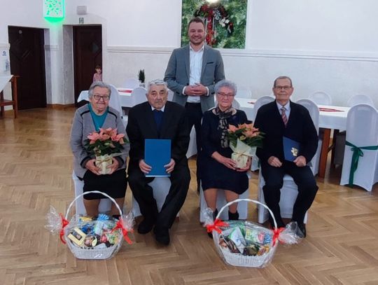 Małżeństwa z gminy Ujazd, które świętowały 60-lecie pożycia małżeńskiego